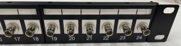 画像4: 【中古品アウトレット】パッチパネル≪24ポート　ST ケーブルハンガー付≫ (4)